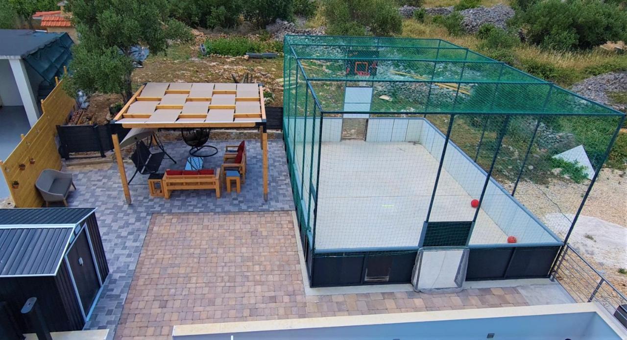 Villa Freya - Vacation House Слатине Екстериор снимка