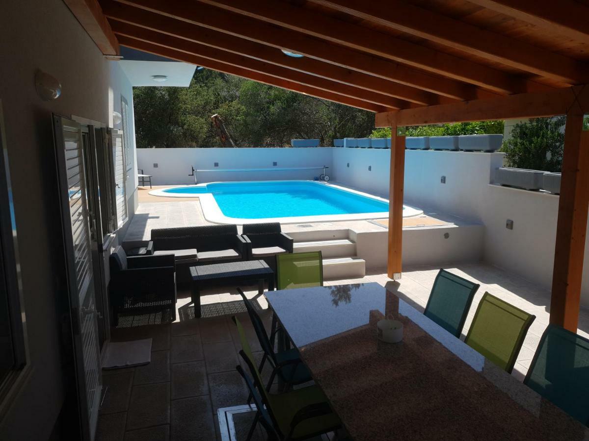 Villa Freya - Vacation House Слатине Екстериор снимка