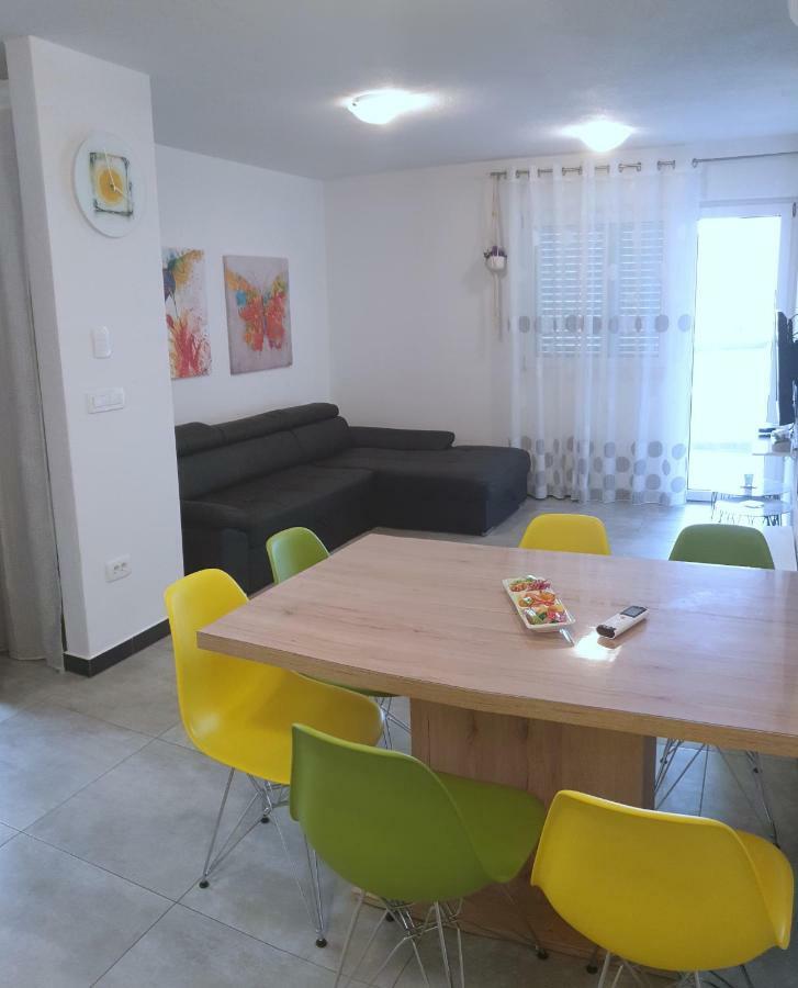 Villa Freya - Vacation House Слатине Екстериор снимка